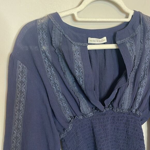 Free the Roses Navy Smocked waist blouse top - Picture 6 of 6